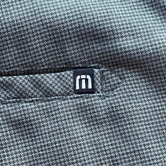 Travis Mathew Houndstooth Shorts Black And Grey Color Men Size 36 Golf Shorts - Picture 6 of 10